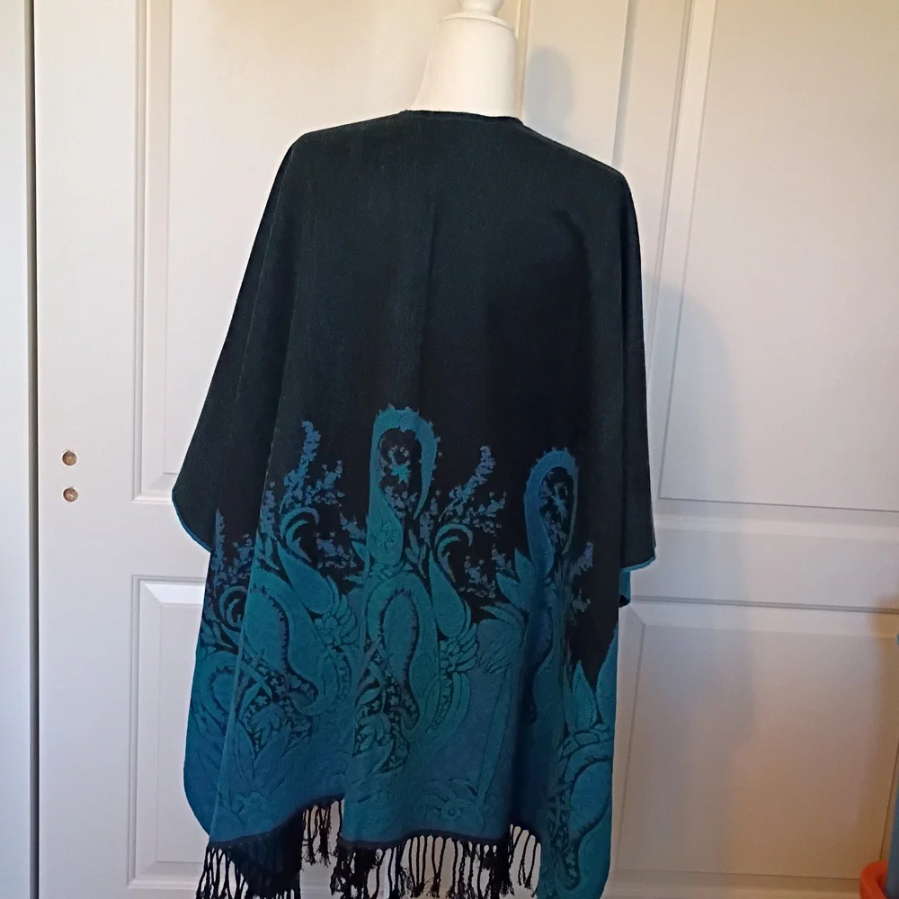 Vintage Paisley Print Wrap Shawl Made In France